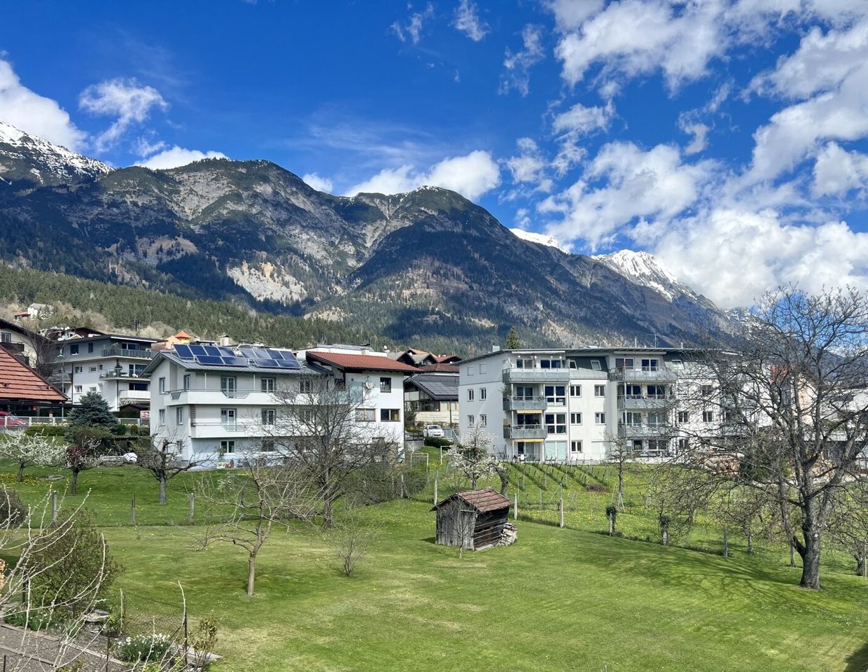 Sonnige Dachgeschoss-Maisonette mit Ausblick..