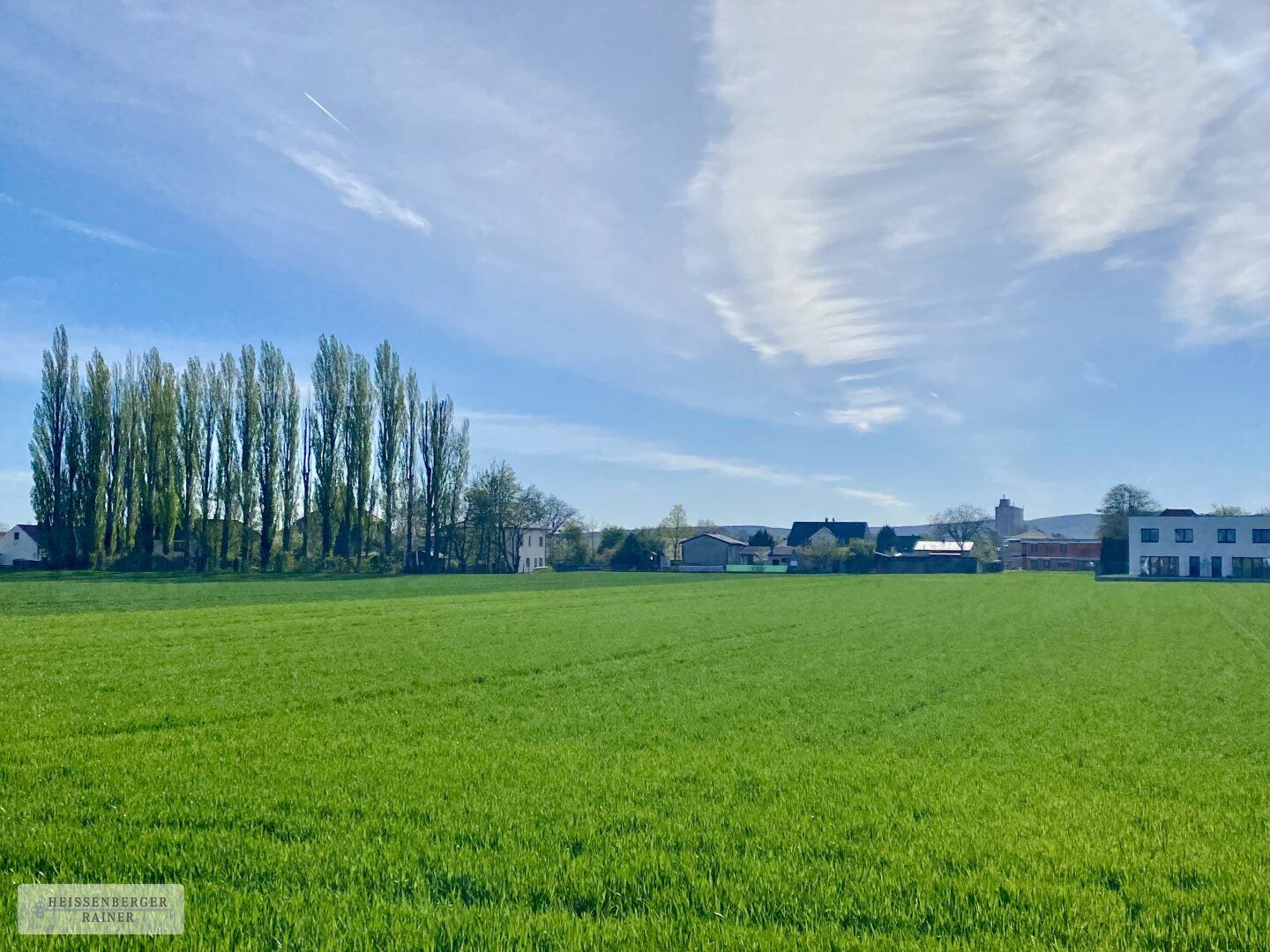 DREI BAUGRÜNDE AN PRIVATSTRASSE /// WOHNEN IN BESTER LAGE /// POTTENDORF - Ansicht 2
