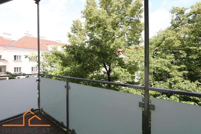 IDEALE Kombi aus Komfort & Altbau-Charme: 2,5 Zimmer + Wohn-Küche + 11 m2 Balkon in U-3 Nähe