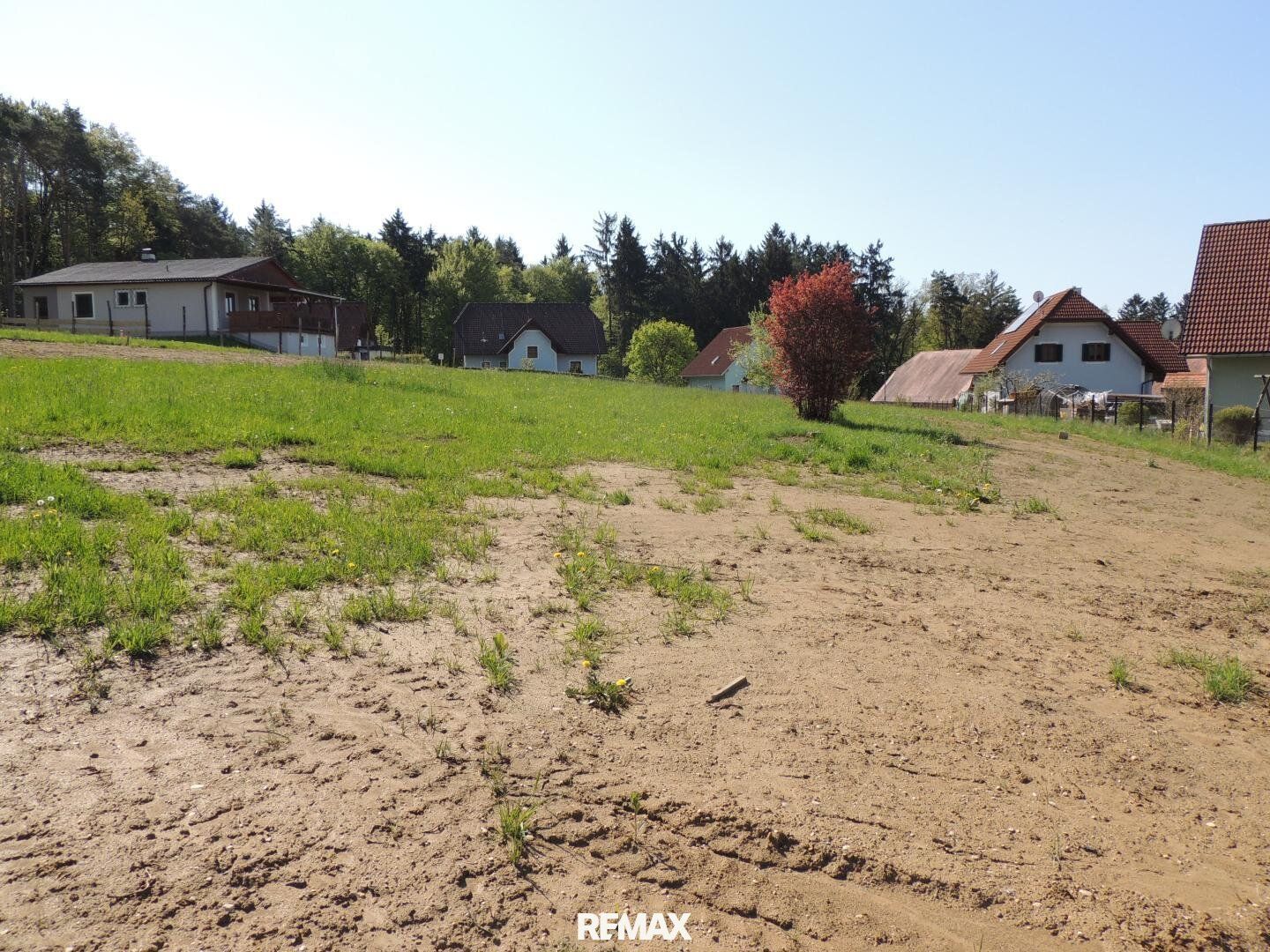 Sonniges Grundstück am Ende einer ruhigen Sackgasse - Mehr