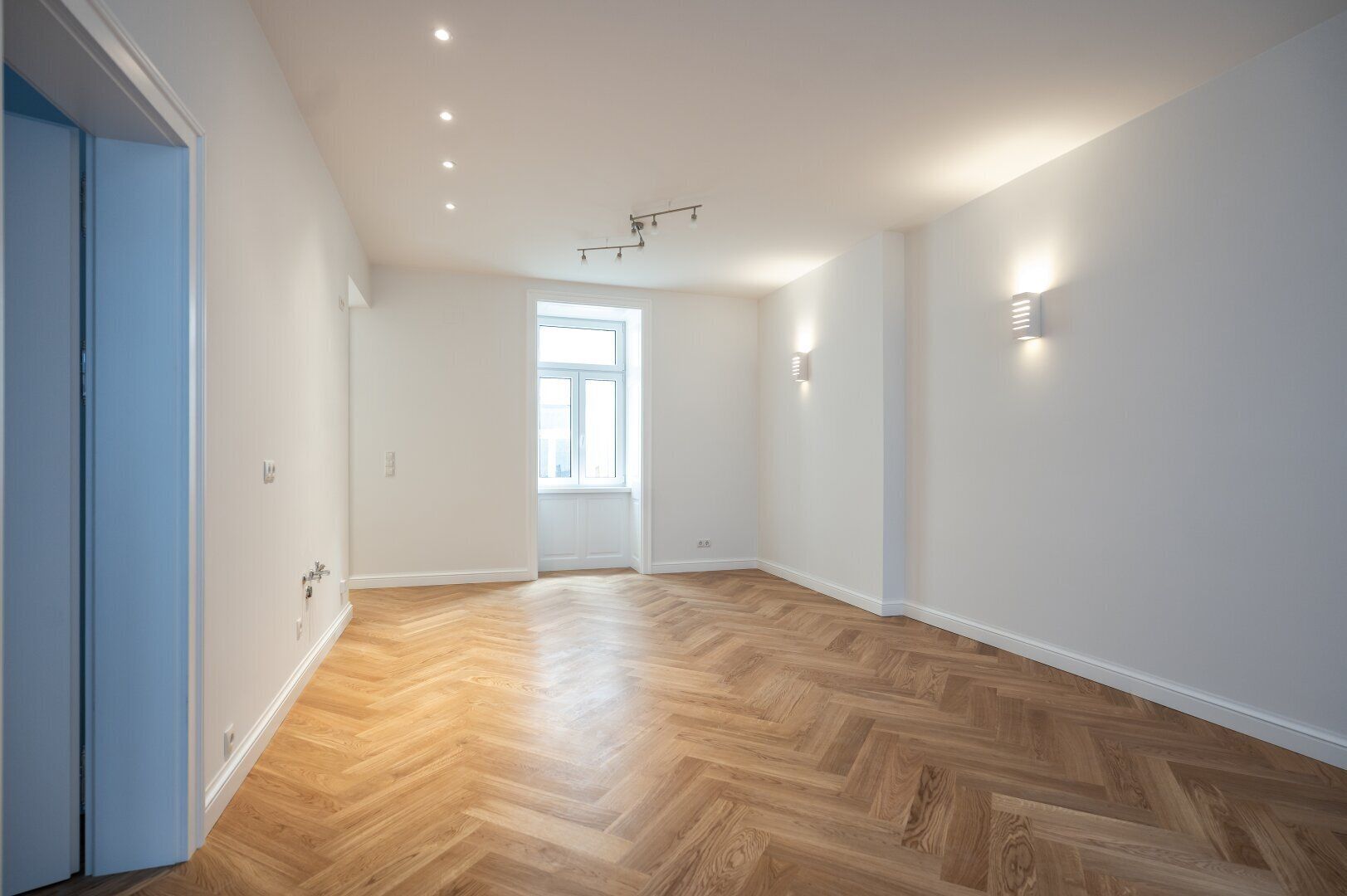 Max-Winter-Platz 18 - Stilaltbau mit einzigartigem Parkblick