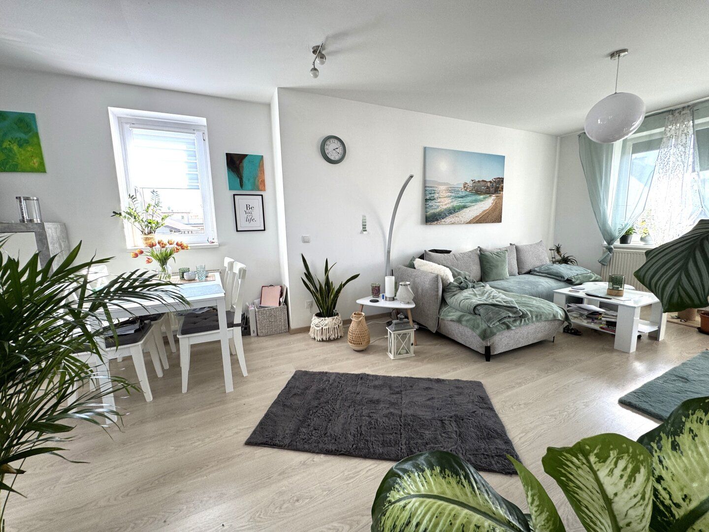 Graz- Straßgang, ruhige Lage, sehr helle 3 Zimmer ca. 82 m², Balkon, Garage