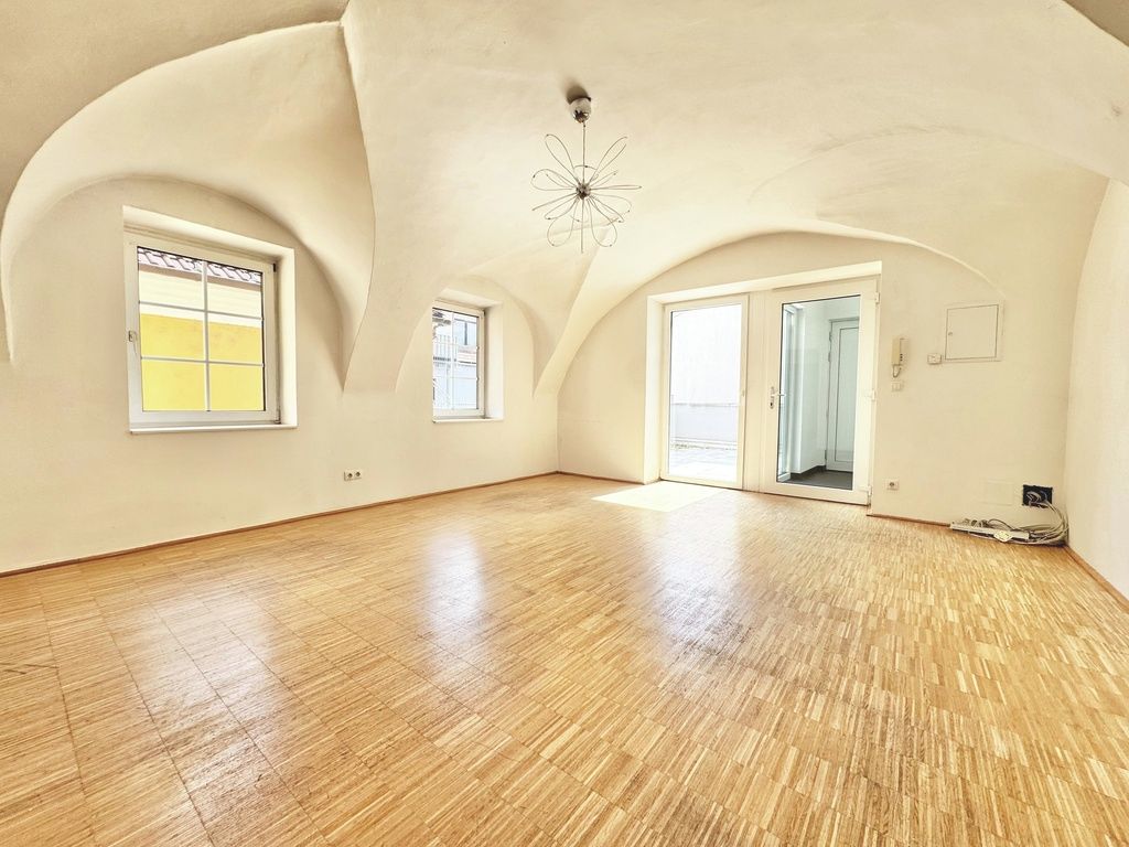 TOPLAGE NÄHE RATHHAUS | OPTIMAL AUFGETEILTE 4 ZIMMER MIT TERRASSE | TOP-BÜRO IN KORNEUBURG - Ansicht 2