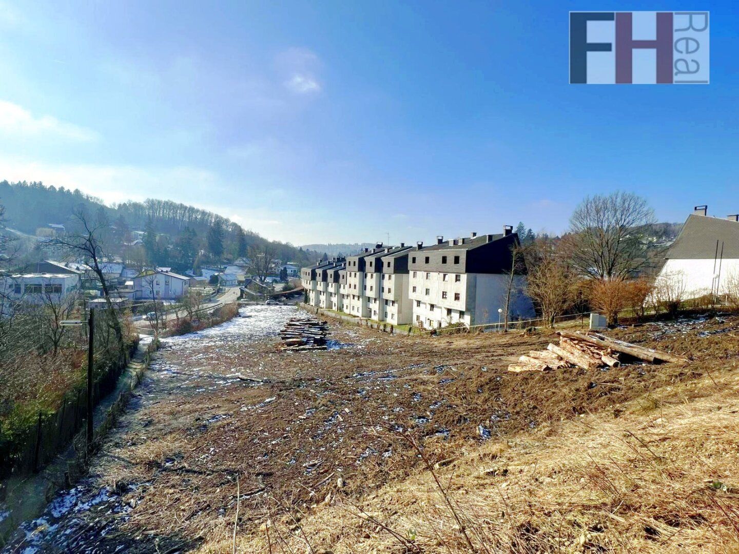 Zentrumslage. herrliche Fernsicht, baubewilligte WNFL 1.352m², Grundstück 3.674m², Privat, auch Bauträger! - Ansicht 3
