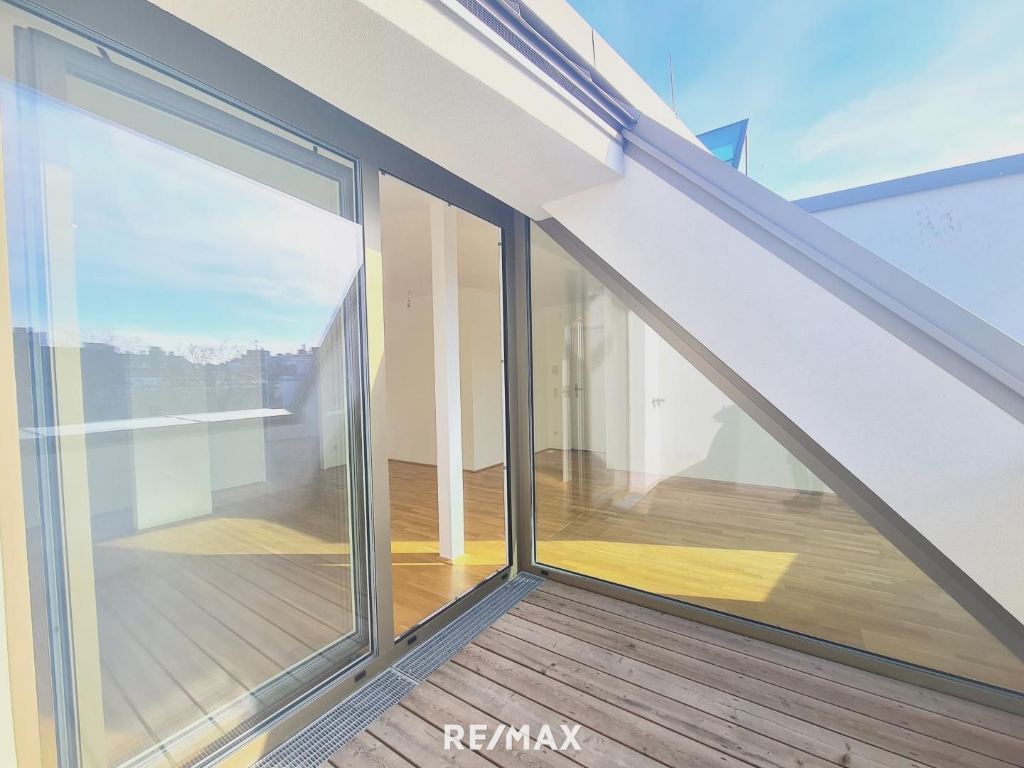 Urbanes Wohnen im 6. Bezirk - Erstbezugs 2-Zimmer-Dachgeschoss-Penthouse