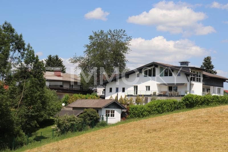 Luxusvilla mit Naturblick und viel Platz