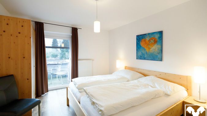 Schlafzimmer 2