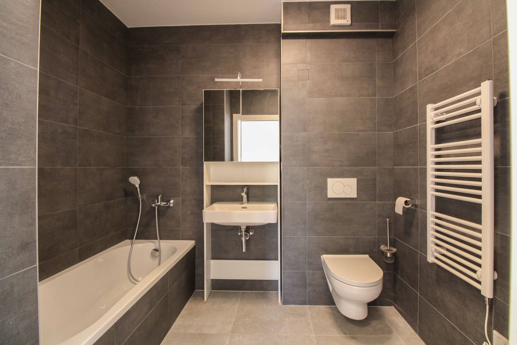 Moderne 3-Zi.-Wohnung mit Terrasse und TOP Anbindung!