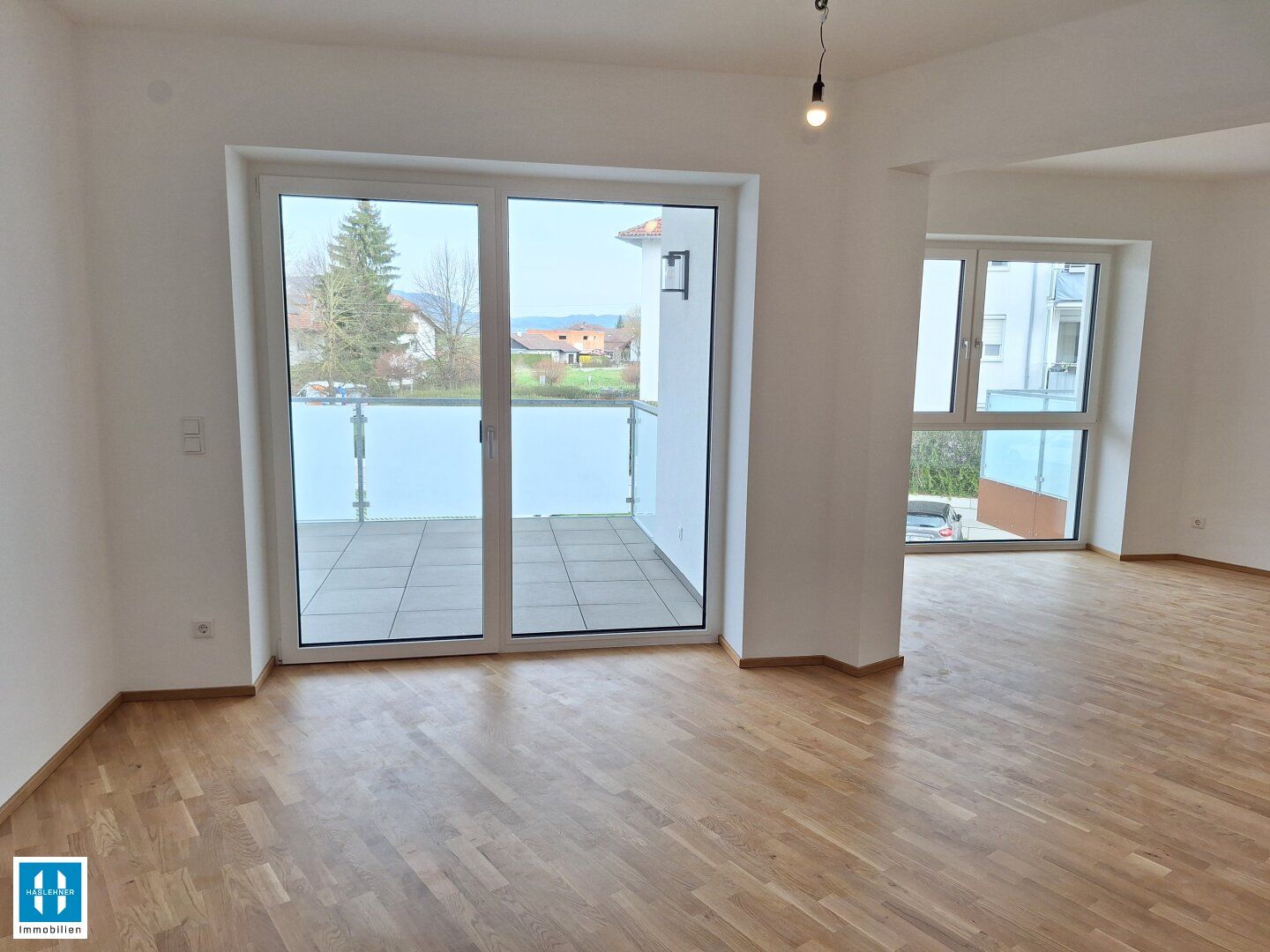 BEUZGSFERTIG! schöne 66m² Eigentumswohnung mit großem Balkon - Top B04