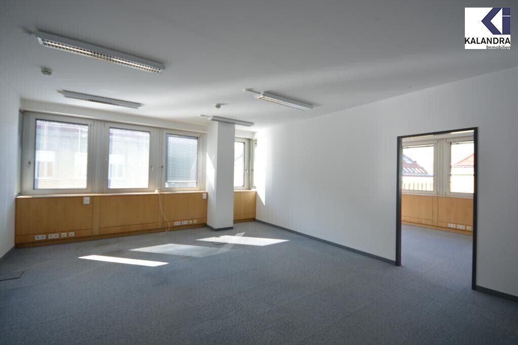 MODERNE BÜROFLÄCHEN - Mehr