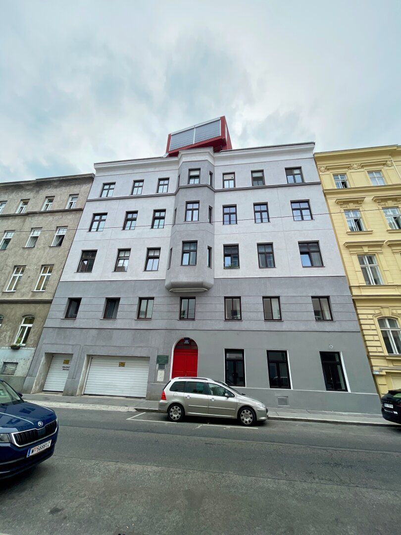 PROVISIONSFREI - Altbauwohnung nähe Augarten - Sanierungsbedürftig