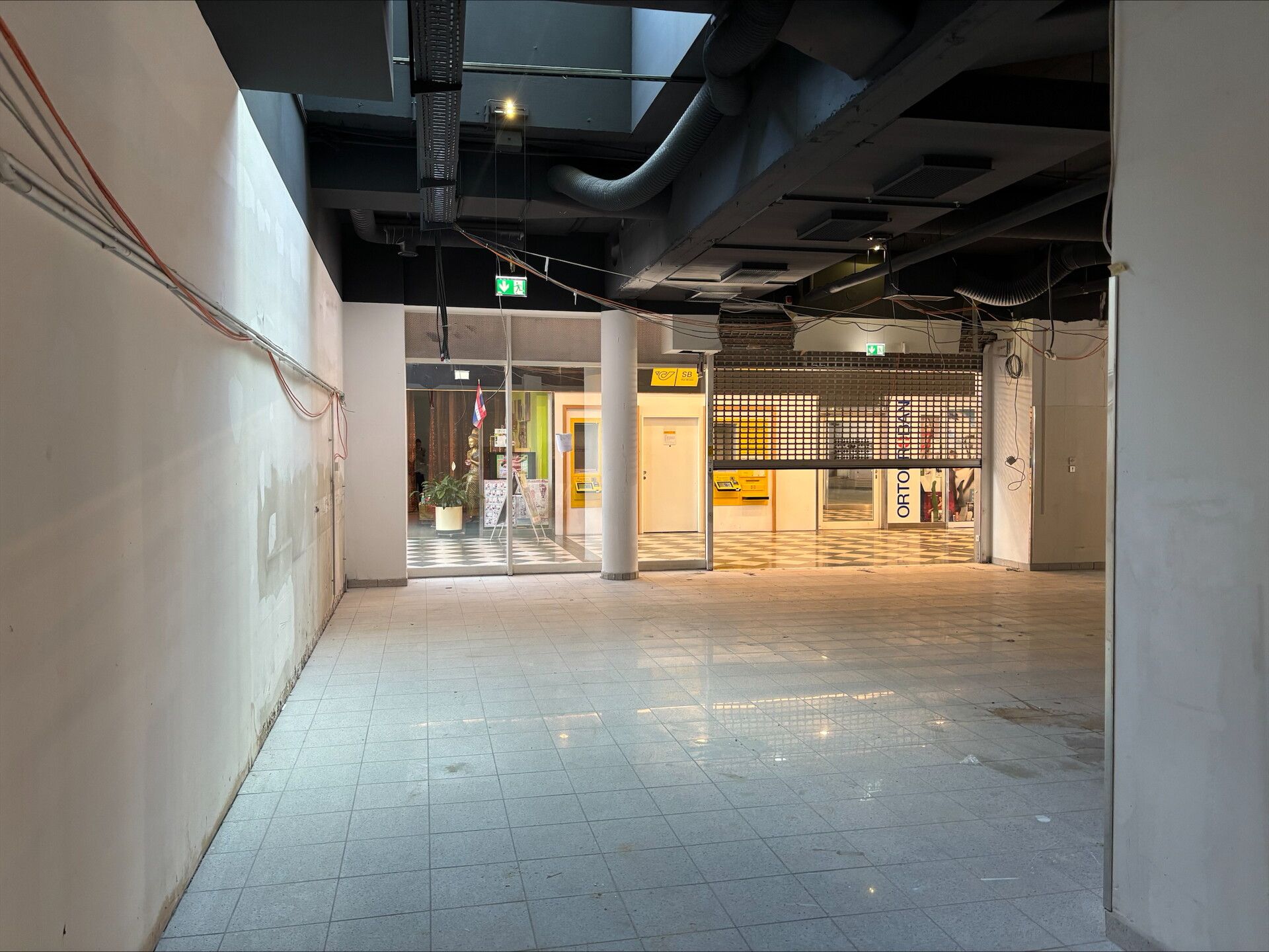 Geschäftsfläche mit Außenpräsenz in der Galerie Wieden zu mieten! - Ansicht 4