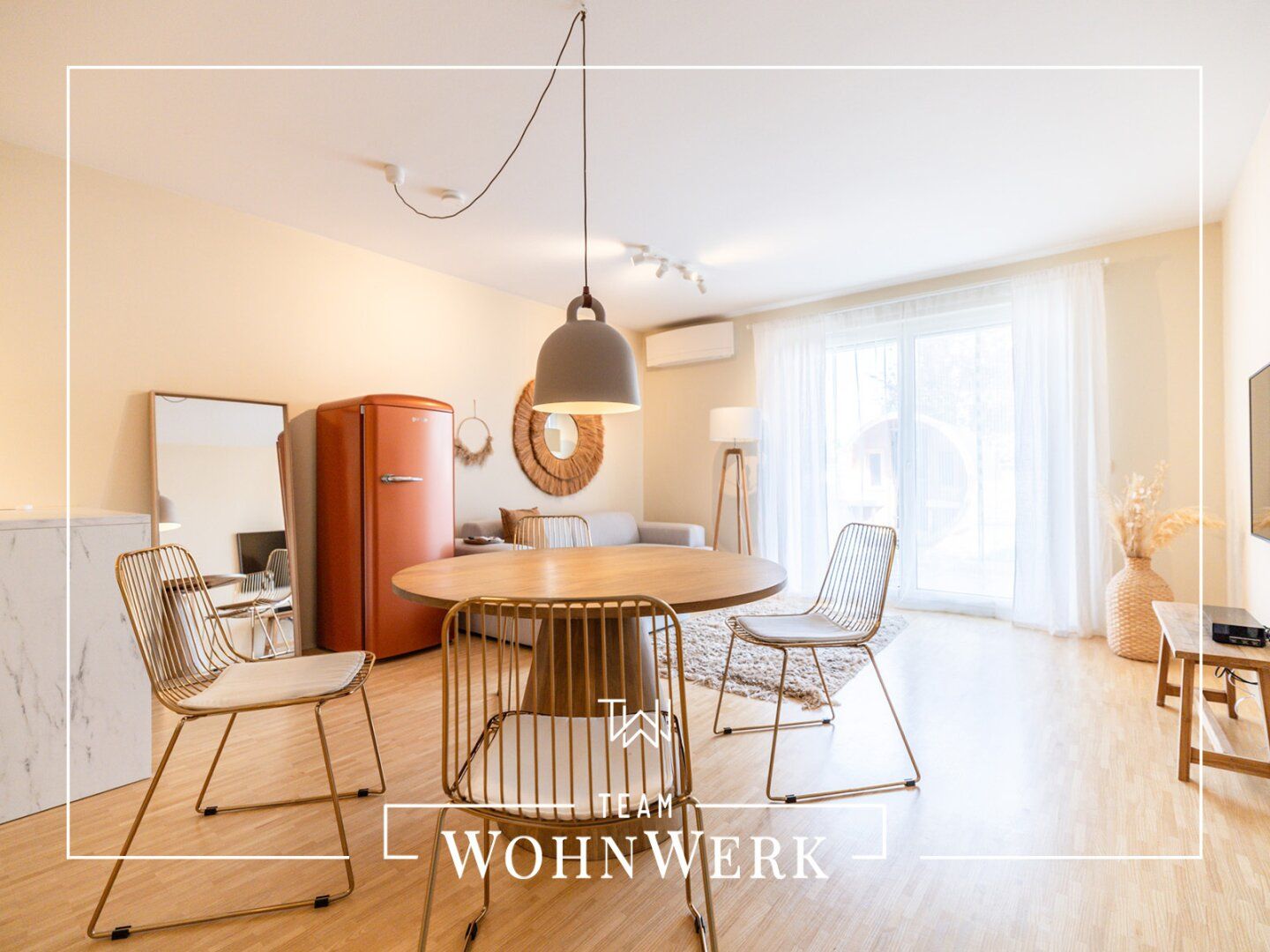 Exklusive 2-Zimmer-Wohnung | 60m² Terrasse mit Garten & Sauna | TG vorhanden