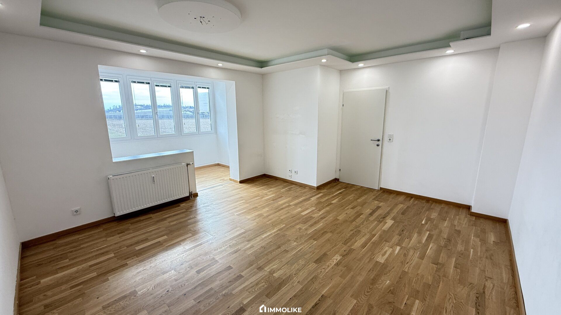 Attraktive, sanierte 3-Zimmer-Wohnung in Asten - inkl. Parkplatz und verglaster Loggia!