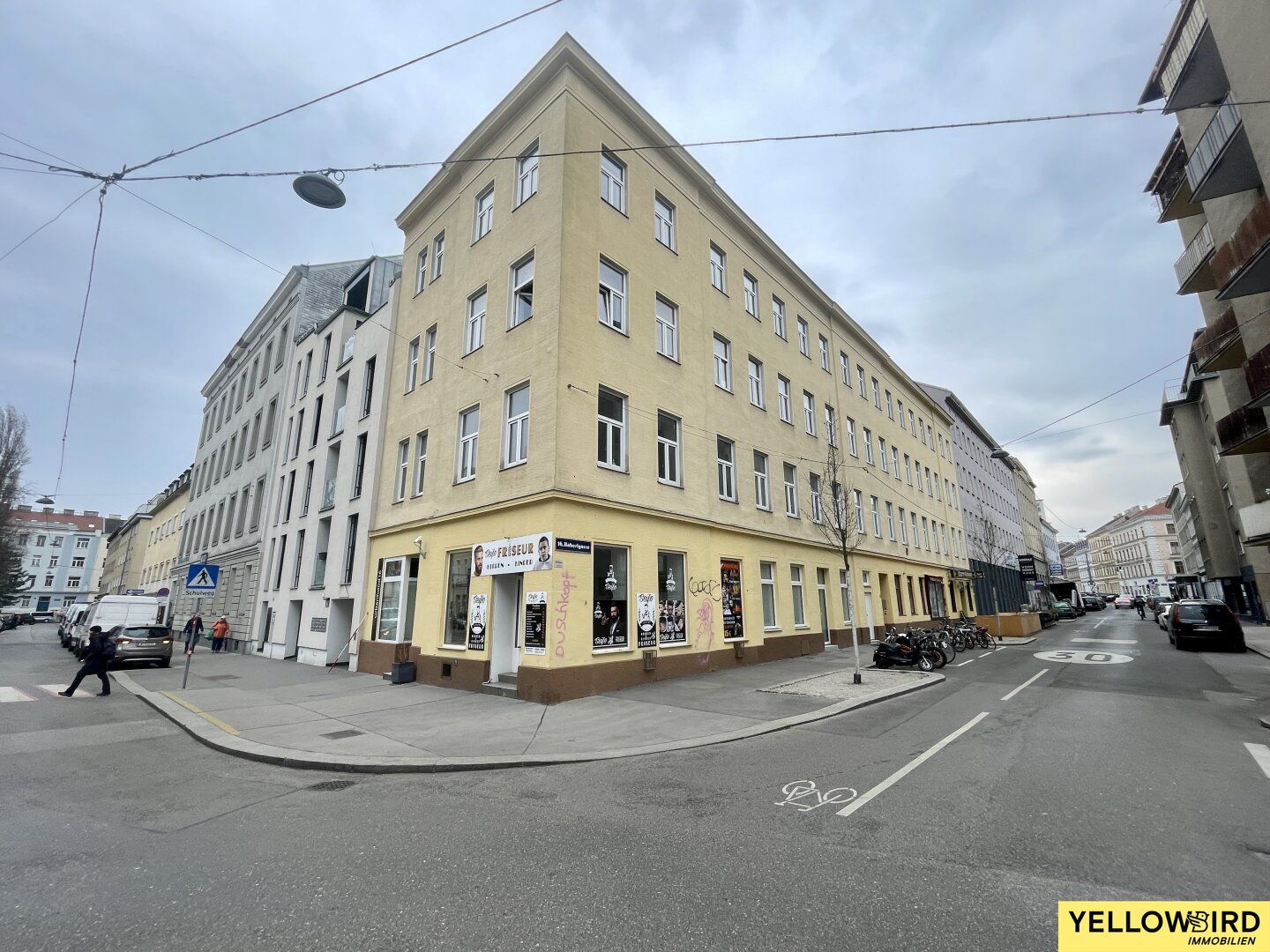 SHARE DEAL - 100 % freier HMZ - IMMOBILIENPAKET: 6 Wohnungen + 1 Geschäftslokal - Mehr