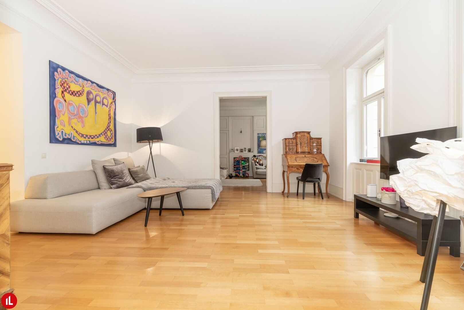 Stilvolle Altbauwohnung mit Blick auf den Passauer Platz - Wohnen im Herzen der Wiener Innenstadt