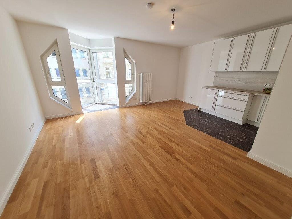 GROSSGARCONNIERE MIT SCHLAFBEREICH NÄHE U3 OTTAKRING! TOPZUSTAND!!