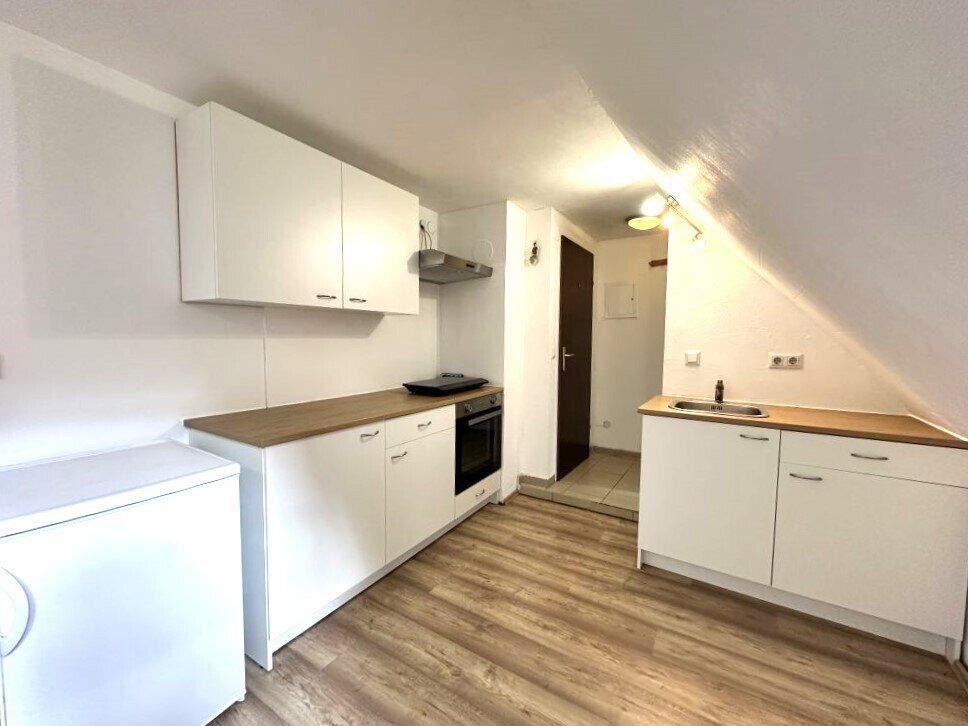 Stilvoll sanierte 2-Zimmer-Wohnung in ruhiger Lage in unmittelbarer Nähe zur Seifenfabrik - PROVISIONSFREI