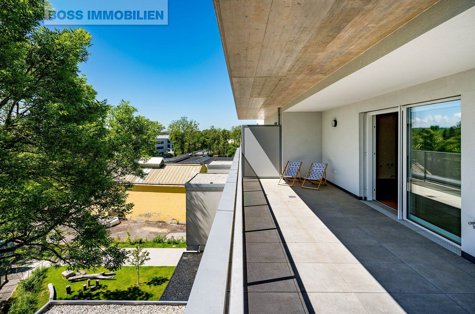 Einzigartiges PENTHOUSE mit grünem Park - 2,80m Raumhöhe im ZENTRUM - Erstbezug