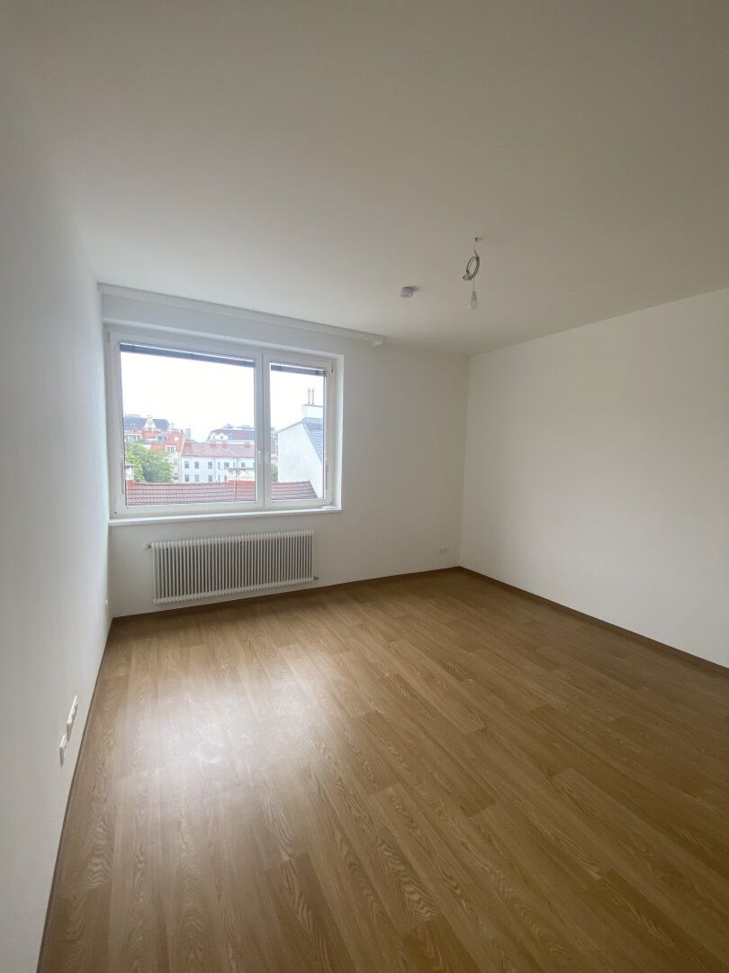 Zweitbezug, unbefristete Wohnung im 5 OG, hell & ruhig, ab sofort verfügbar! (4 Minuten zur U4), HBGT56