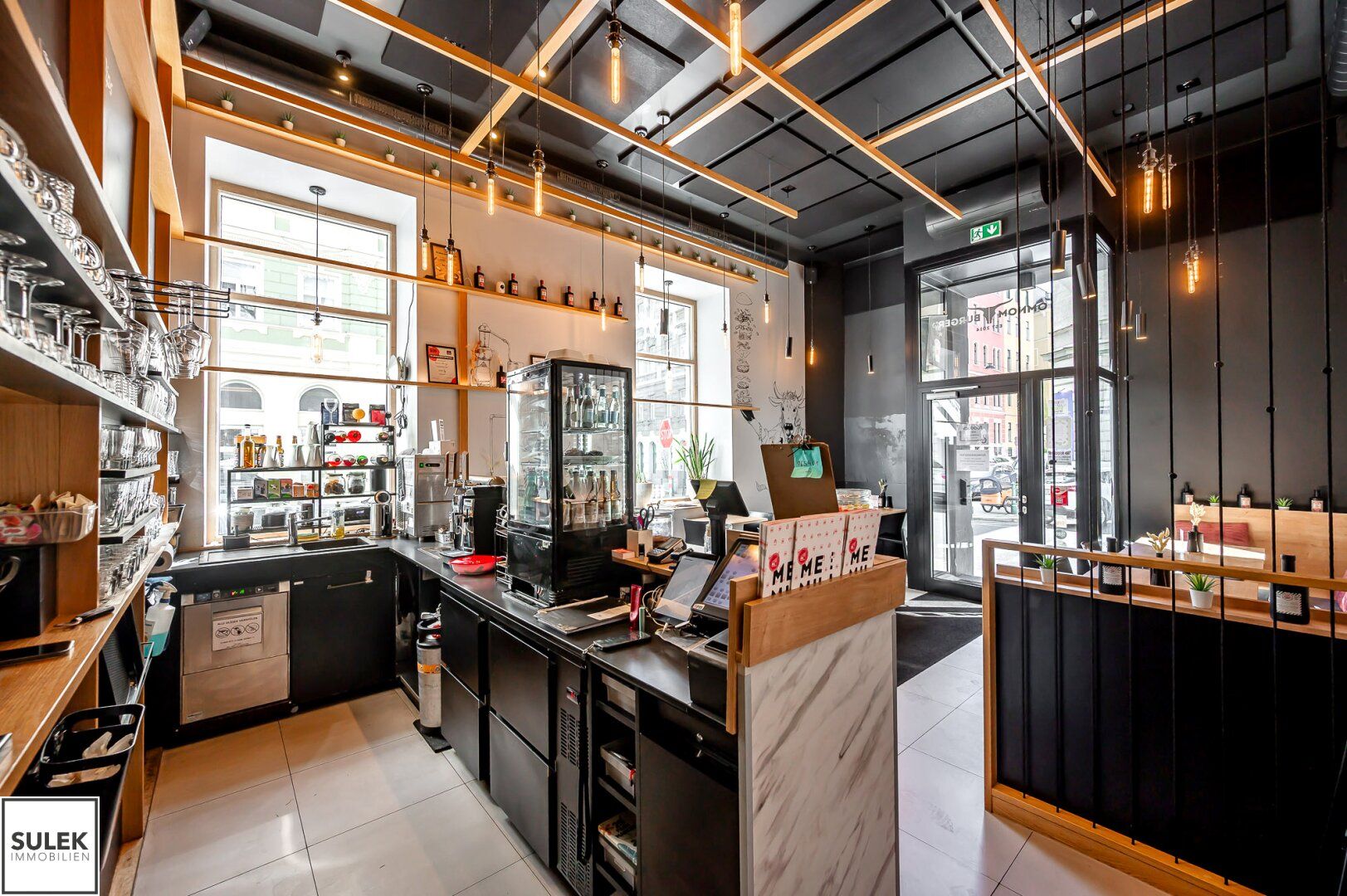 !!!Fix-fertiges Lokal zur Übernahme!!! - Moderner Gastronomiebetrieb (Restaurant) mit Schanigarten nähe Volksoper