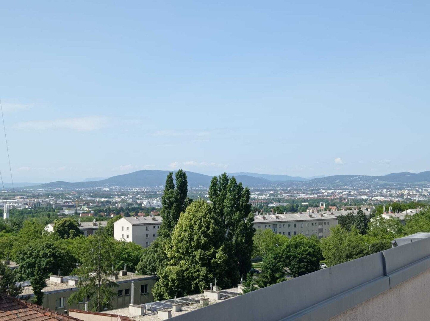 Sommergefühle auf der eigenen TERRASSE über den Dächern von Wien!