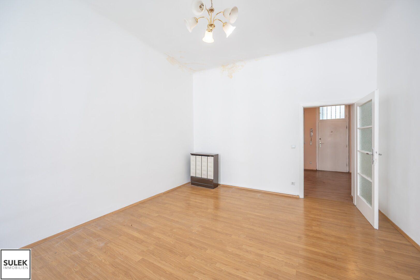 sanierungsbedürftige 2 Zimmer Wohnung nahe Belvedere/Hauptbahnhof/Schweizergarten - Hohlweggasse