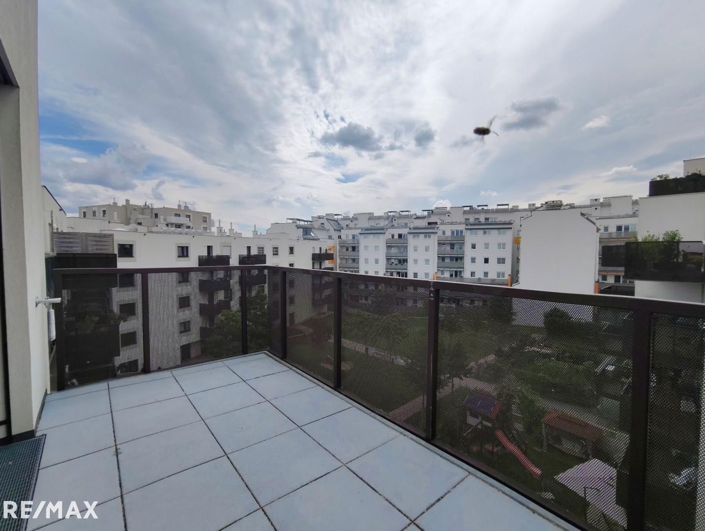 Süsse 2-Zimmer-Wohnung mit Terrasse bei Sommerbad Schwechat
