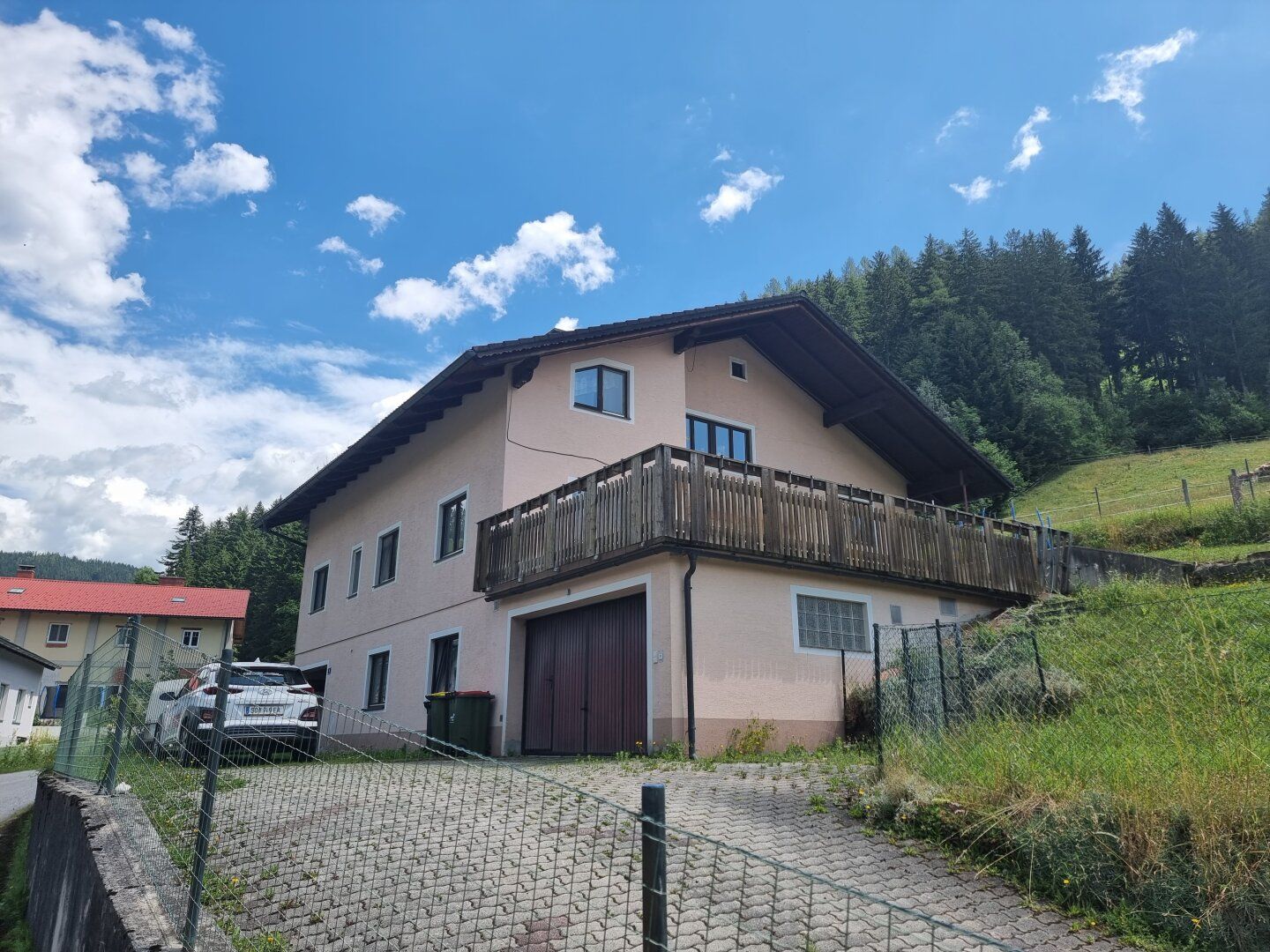 Großzügiges Landhaus im Grünen!