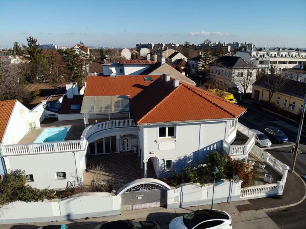 Wunderschönes Wohn - und Geschäftshaus in guter Lage in Mödling