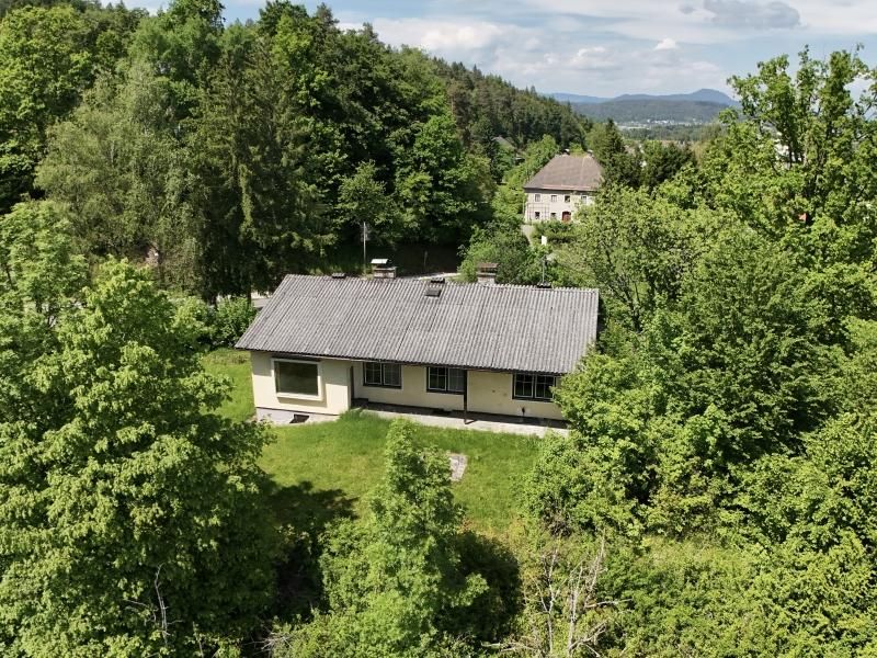 Bungalow mit Aussicht und sonnigem Garten