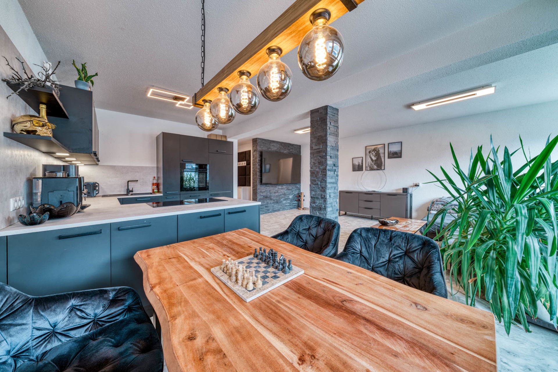 Exklusives Wohnen mit Panoramablick - 3-Zimmer-Terrassenwohnung in Imst