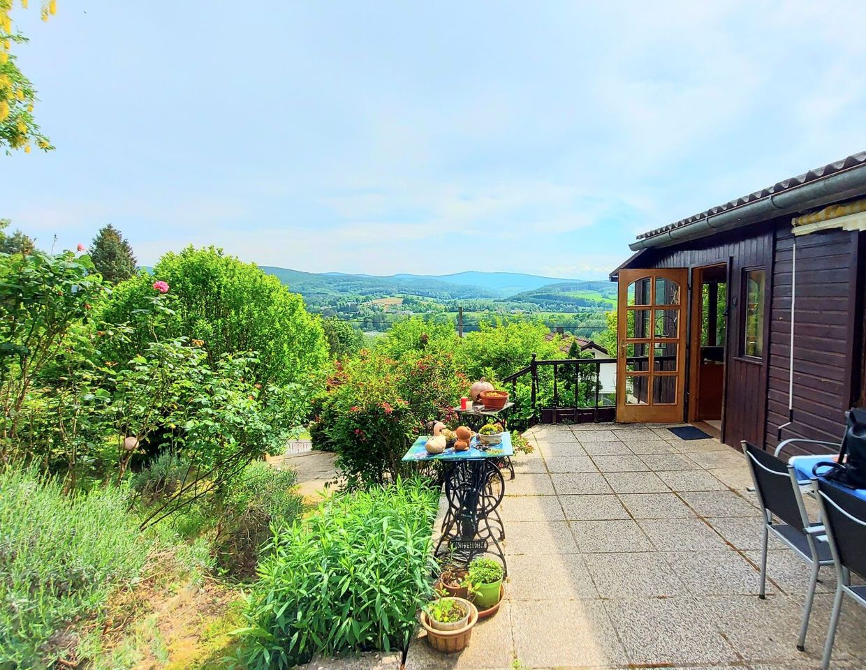 Idyllisches Haus mit traumhaftem Ausblick!