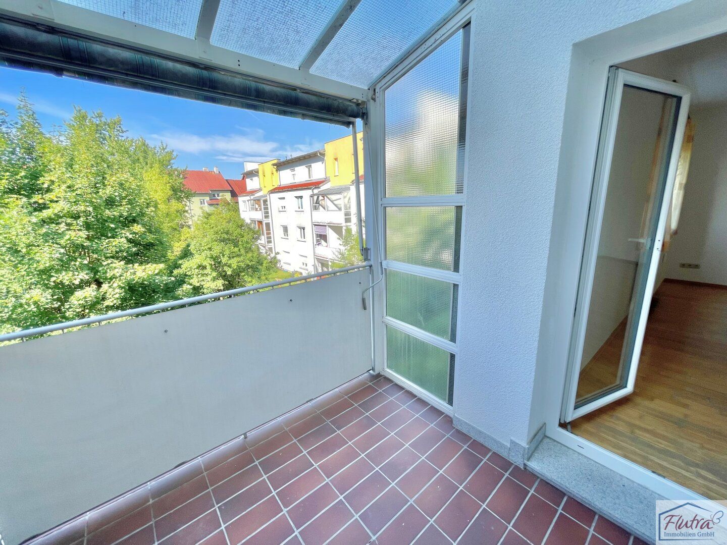 Moderne 3-Zimmer-Wohnung in sehr ruhiger Lage in Wels inkl. Loggia und Tiefgaragenstellplatz