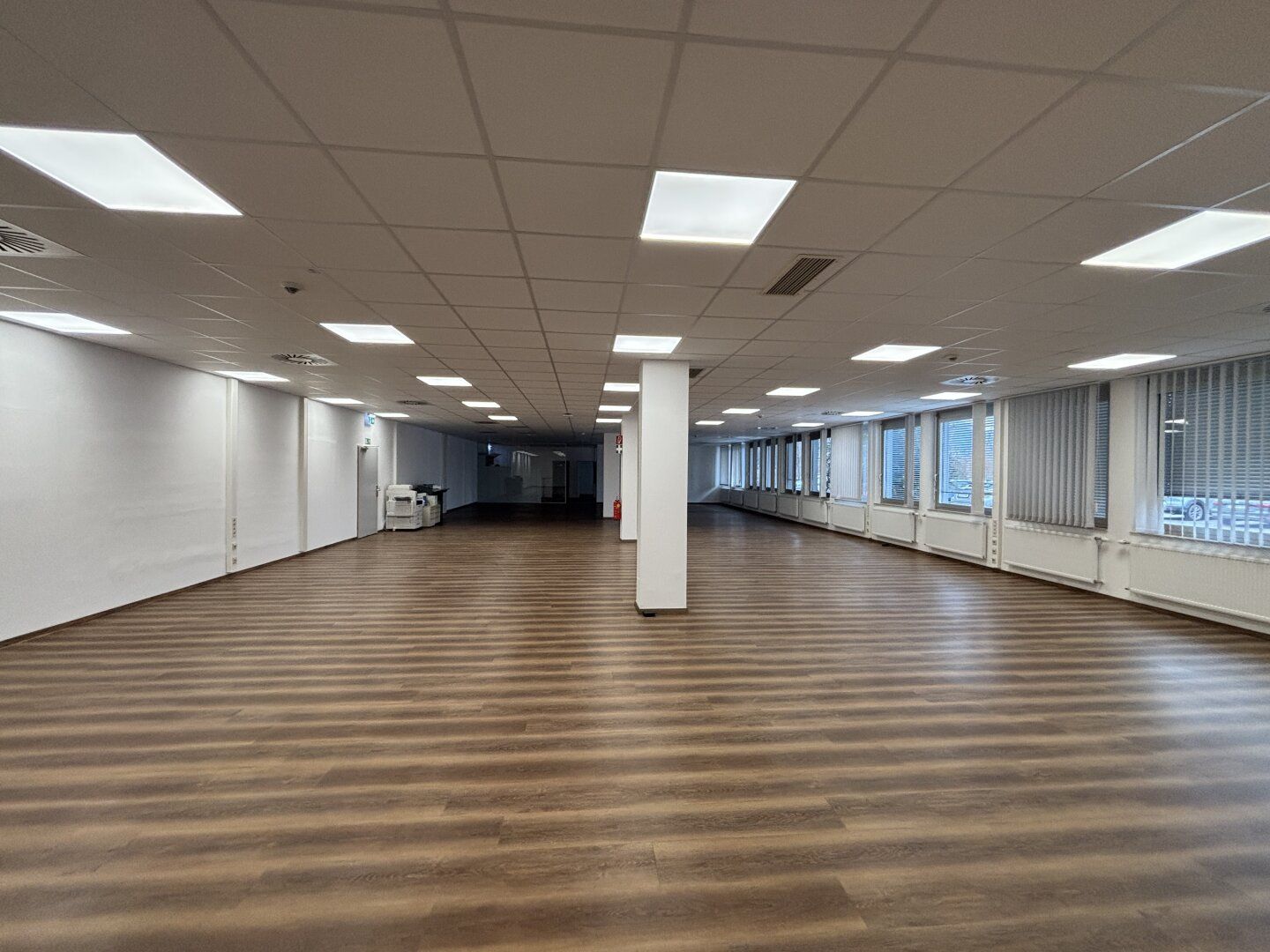 MODERNE BÜROWELTEN mit vielen Annehmlichkeiten IM PHILIPS-BUSINESS-KOMPLEX in Klagenfurt - Ansicht 5
