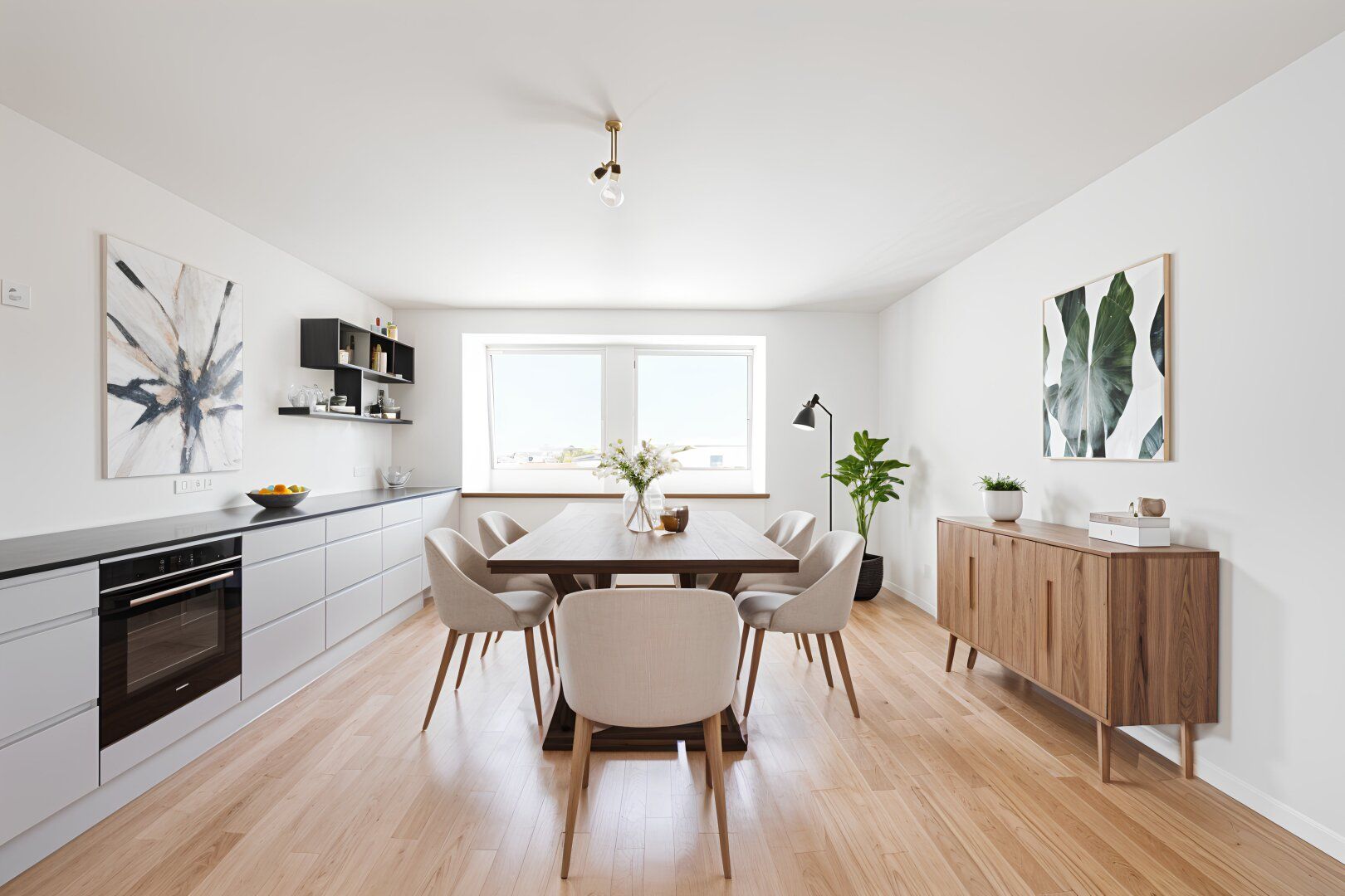 Exklusiv renovierte 4-Zimmer-Wohnung, ideal für Familien und Paare!