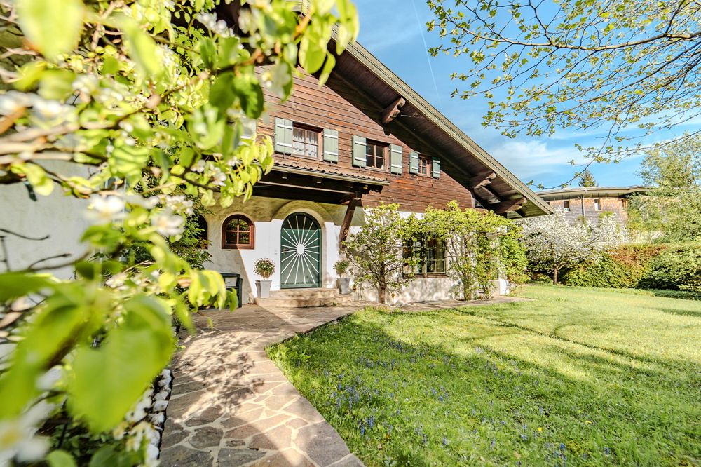 Dem SEE so nah! Landhaus-Villa in St. Gilgen am Wolfgangsee