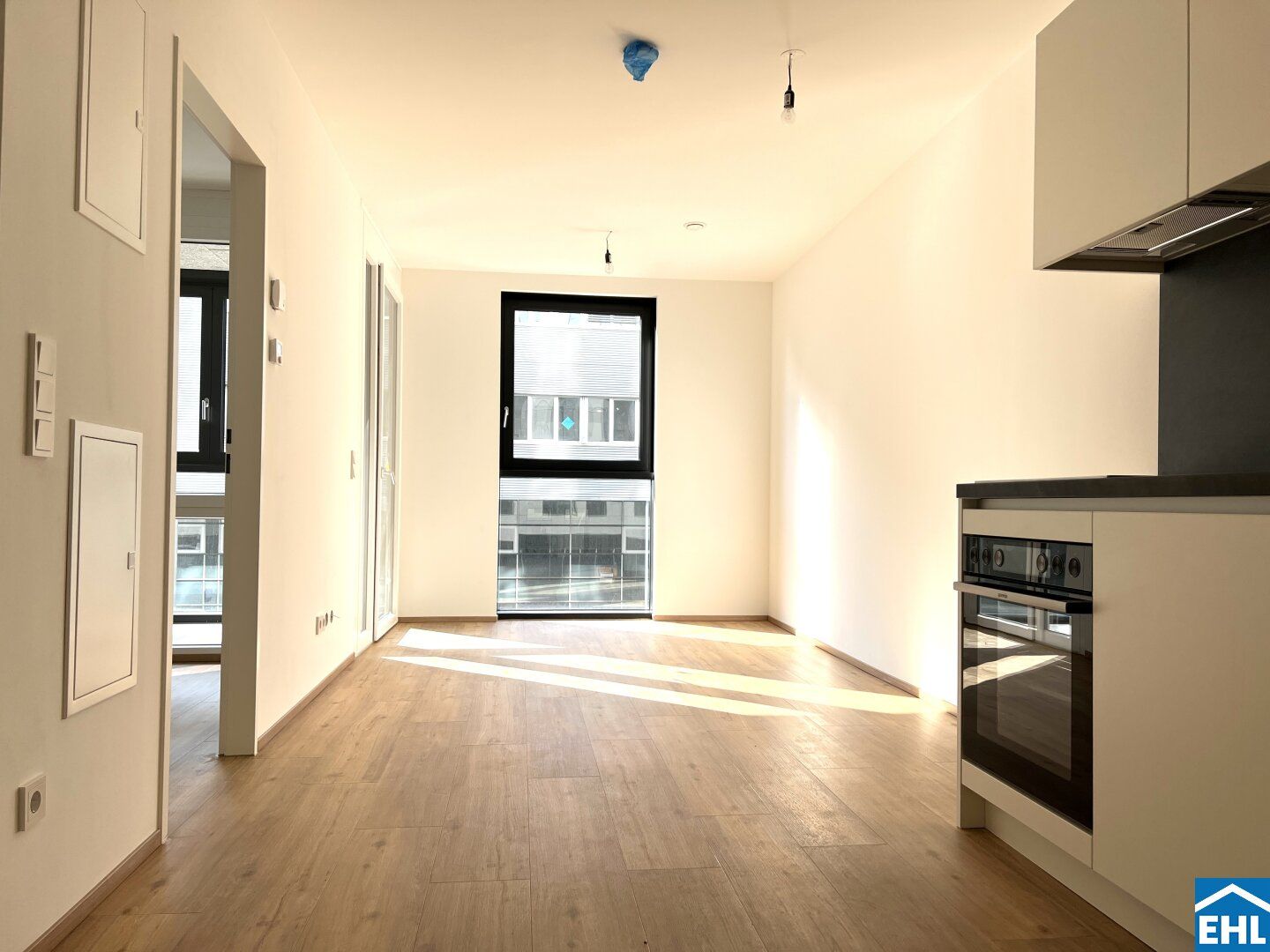 ++ERSTBEZUG++ Hochwertige 2-Zimmer-Wohnung mit Einbauküche- Ihr neues Zuhause ab sofort!