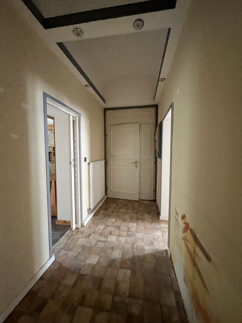 Direkt bei der TU Graz - Sanierungsbedürftige 3-Zimmer-Wohnung in bester Innenstadtlage - WG-geeignet und mit rd. 81 m² großen Eigengarten – pohled 3