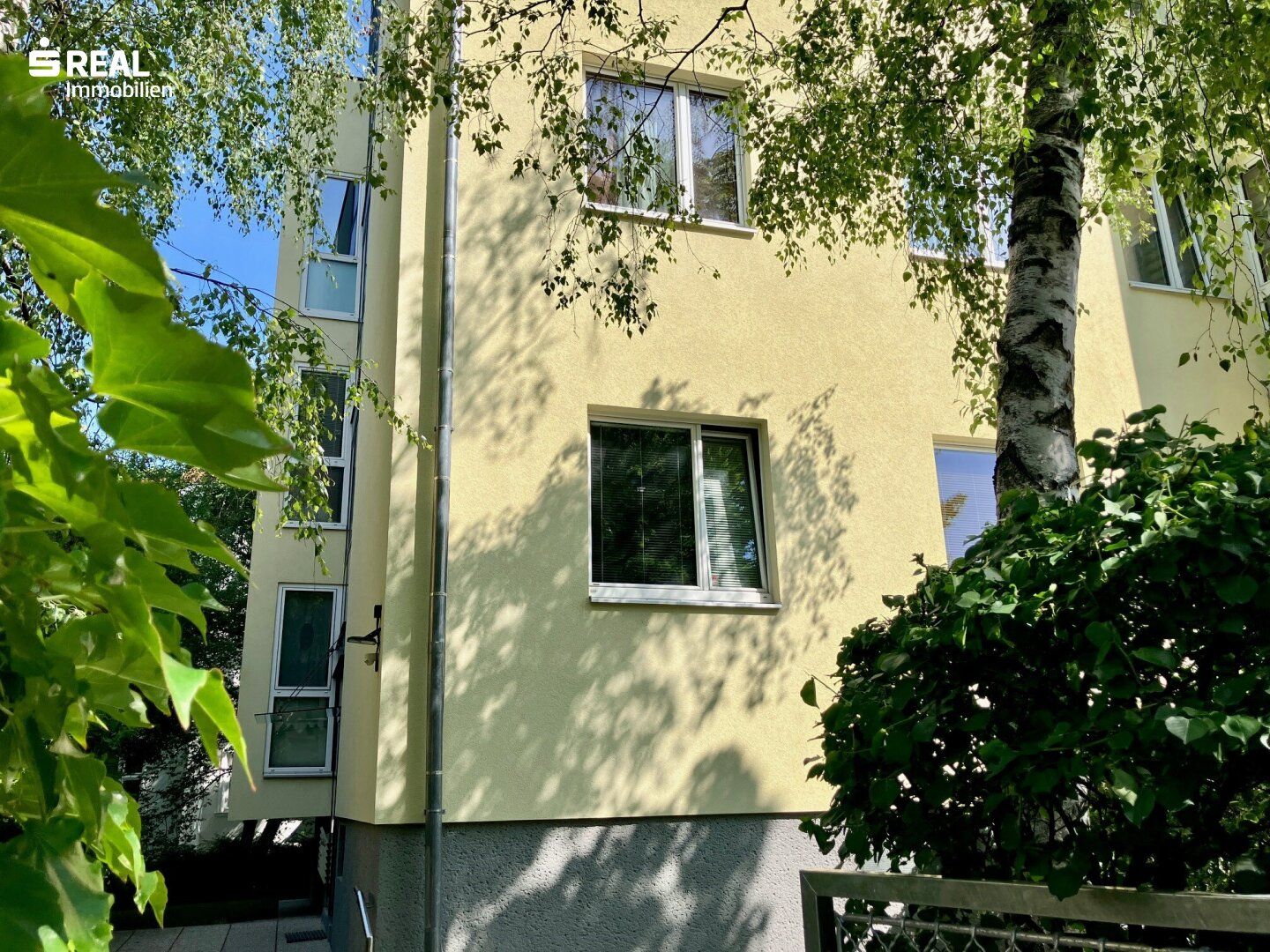 TOPLAGE - 2,5 Zimmer mit TERRASSE beim HÜGELPARK