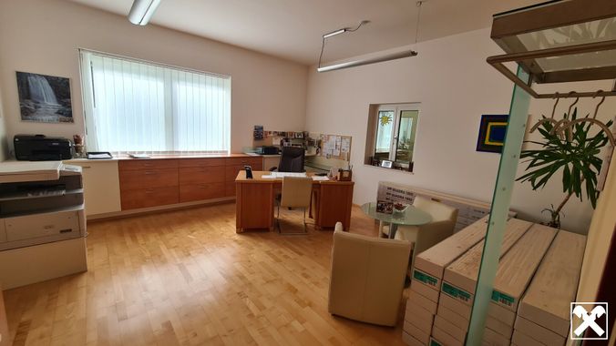 Gewerbe Büro B
