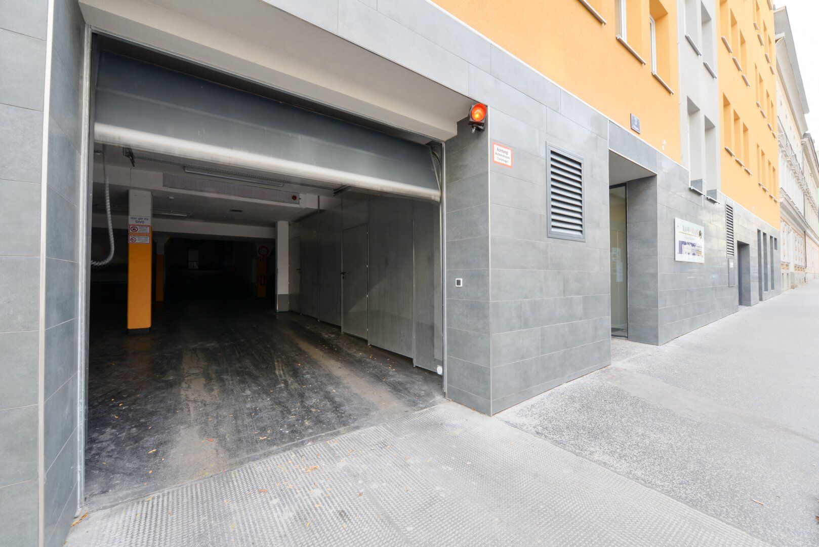 Befahrbare Lagerfläche (282 m²) mit perfektem Grundriss und geringen BKs - direkt beim Westbahnhof - Ansicht 3