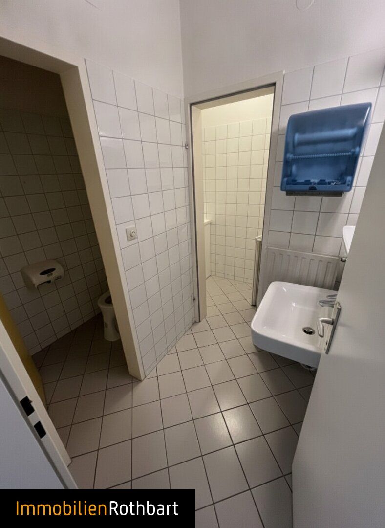 Moderne Bürofläche in zentraler Lage - ideal für Praxis oder Büro in Bruck an der Mur! - Mehr
