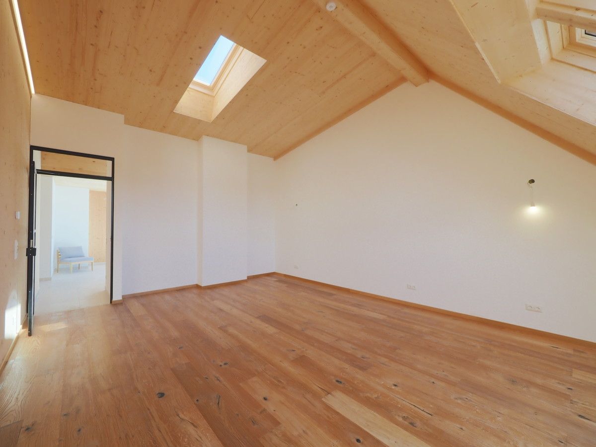 OPEN HOUSE FREITAG 14.00 - 16:00 UHR! Provisionsfrei! Harmonische Wohnqualität mit Grünblick!