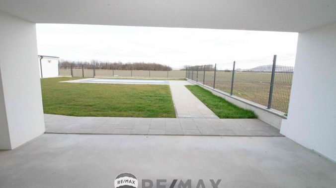Terrasse b