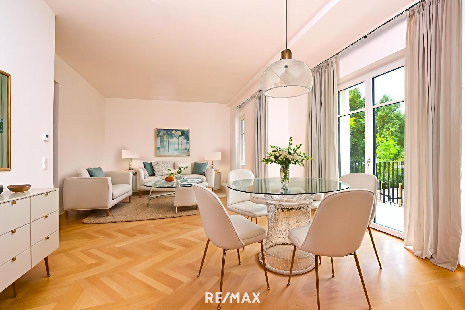 Villa Auhof, exklusives Wohnen mit Altbauflair! Provisionsfrei bis 30.6.!