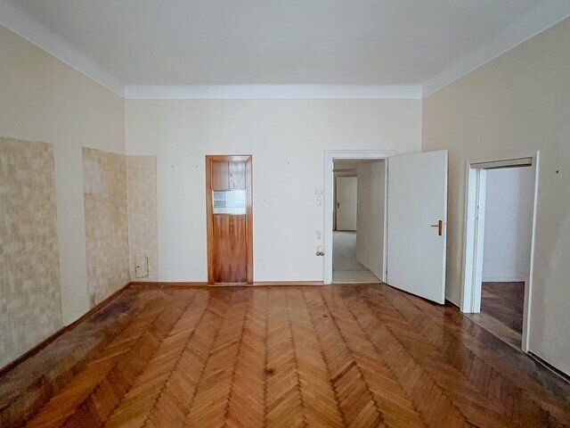 3 Zimmerwohnung mit viel Potenzial
