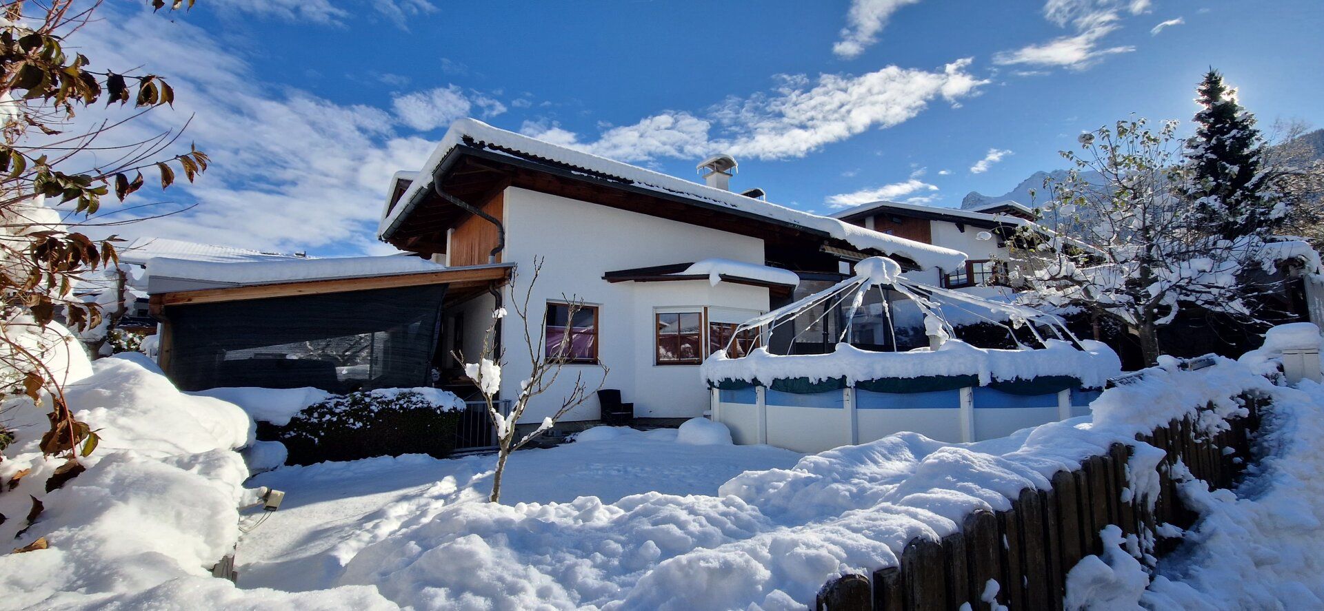Traditionelles Mehrfamilienhaus mit Potenzial