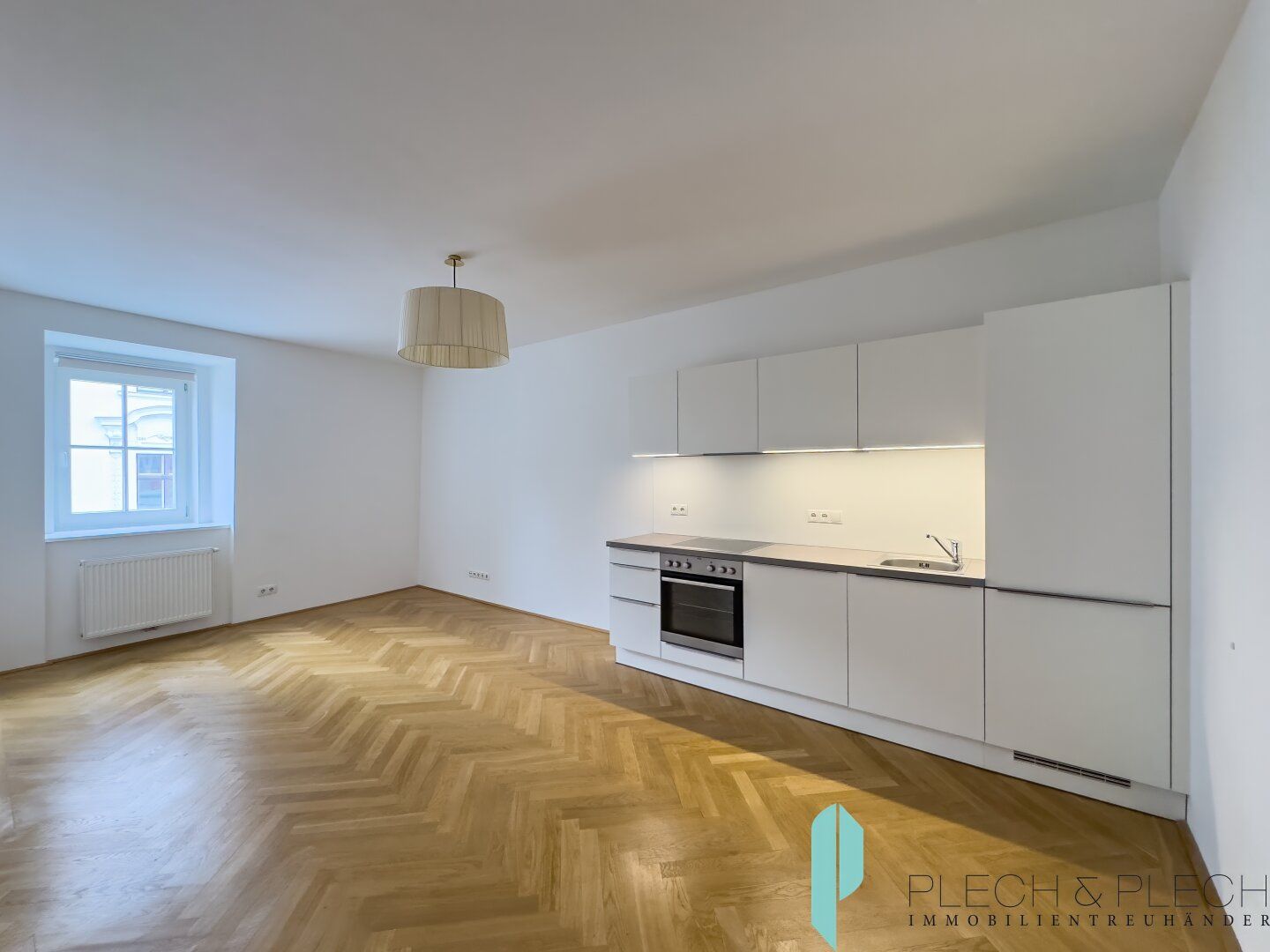 Provisionsfrei für den Mieter - 2 Zimmer - 4. Stock mit Lift - nahe Lugeck