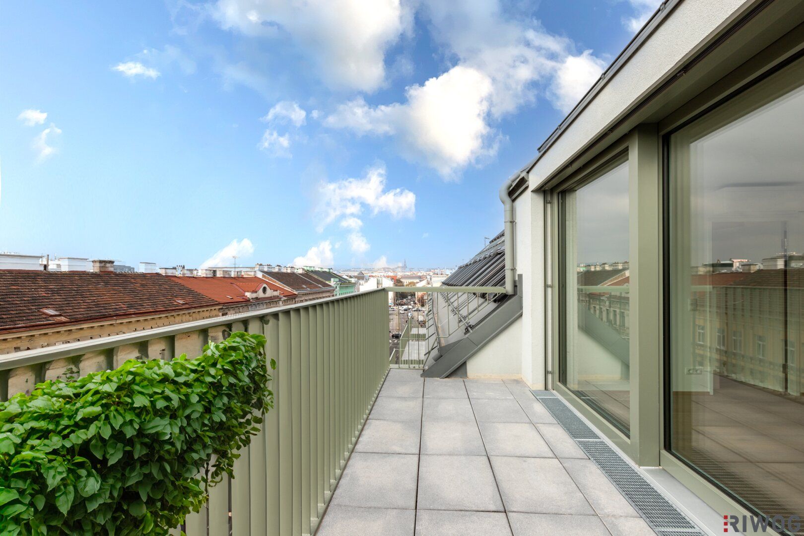JETZT PROVISIONSFREI | DACHGESCHOSS-ERSTBEZUG mit ca. 10 m² TERRASSE | Fernwärme | TG-Stellplatz optional | Nachhaltiges Wohnbauprojekt